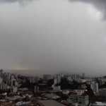 Minas Gerais tem 800 cidades em alerta de chuva forte de até 100 mm; confira quais