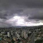 Previsão do tempo: Belo Horizonte tem alerta de chuva e rajadas de vento até a manhã desta segunda