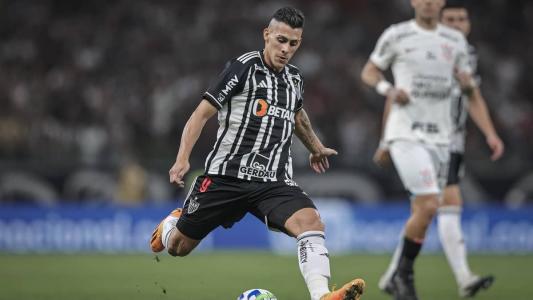 O argentino Cristian Pavón, do Atlético, é o estrangeiro com maior número de assistências da Série A