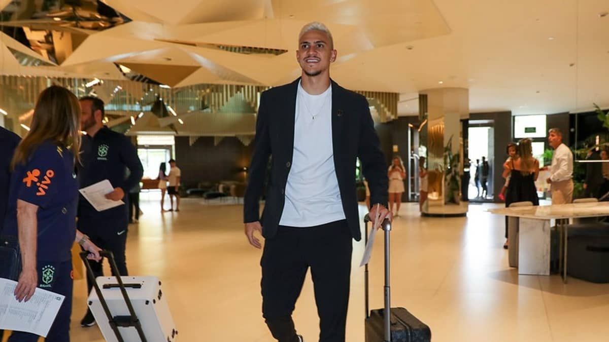 A programação dos jogadores do Flamengo convocados na Data Fifa