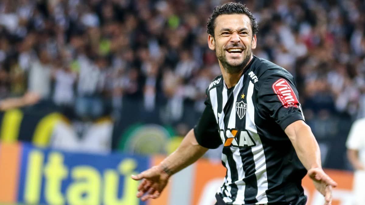 Justiça marca audiência por acordo entre Atlético e ex-atacante Fred