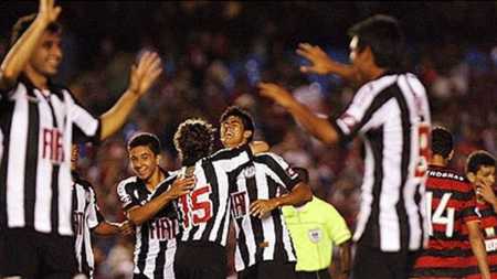 O Atlético goleou o Flamengo em 2008, em pleno Maracanã