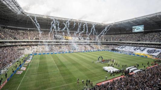 O Atlético venceu o Santos por 2 a 0 na estreia da Arena MRV