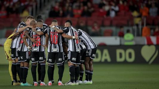 O Atlético volta a campo domingo (8) e encara o Coritiba na Arena MRV