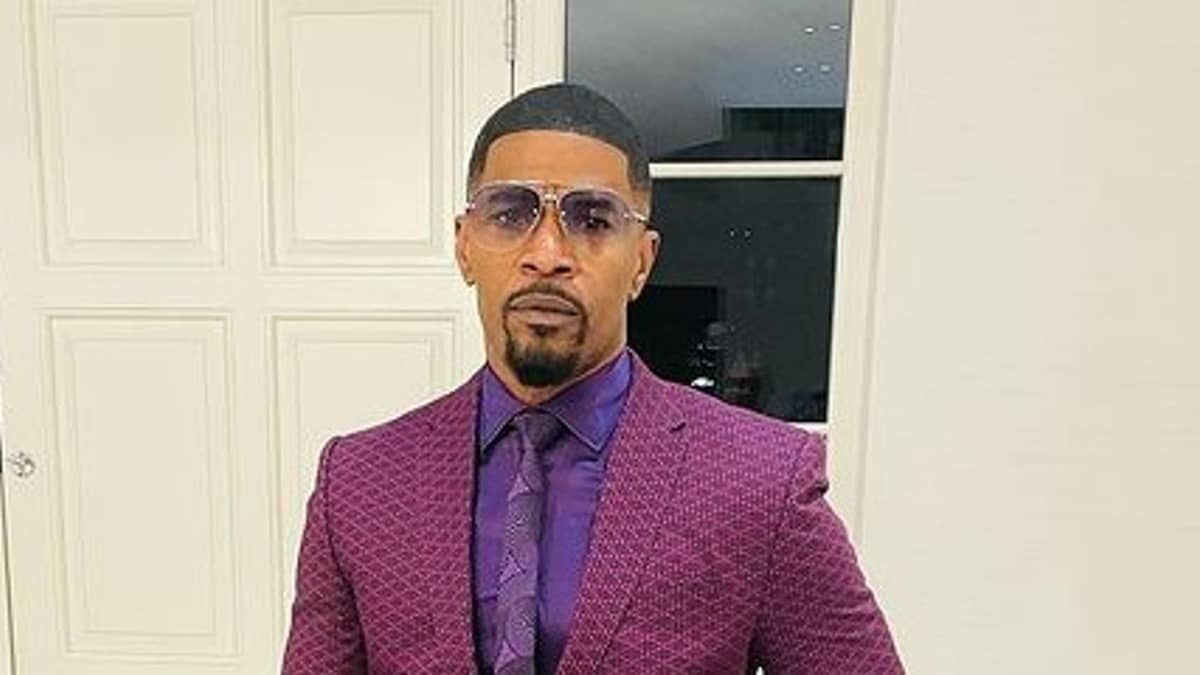 Filha de Jamie Foxx afirma que pai está bem e se recuperando em casa