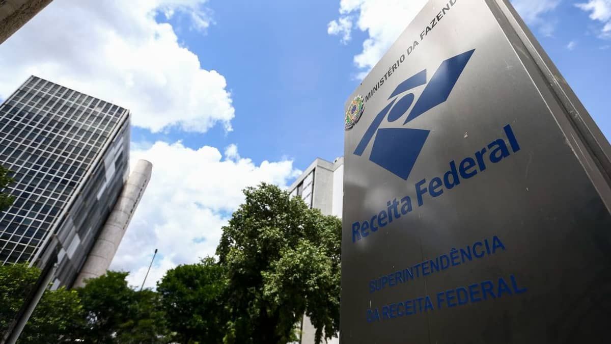 Arrecadação de impostos ultrapassa os R$ 250 bi; recorde para janeiro 