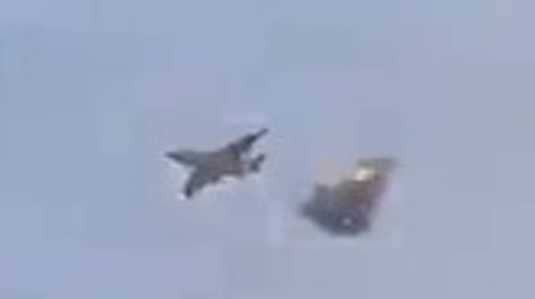 O avião que quase foi atingido é do modelo Sukhoi-25