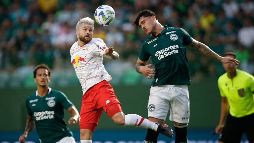 Bragantino vence o Goiás e coloca pressão no Botafogo, líder do Brasileiro