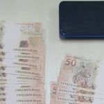 Casal é preso por comprar R$ 1 mil em cédulas falsas pela internet