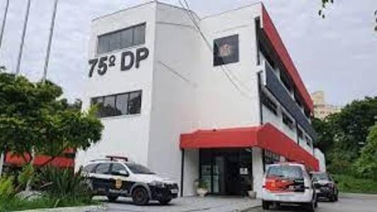O caso foi registrado no 75 DP, no Pq. Ipê - SP.
