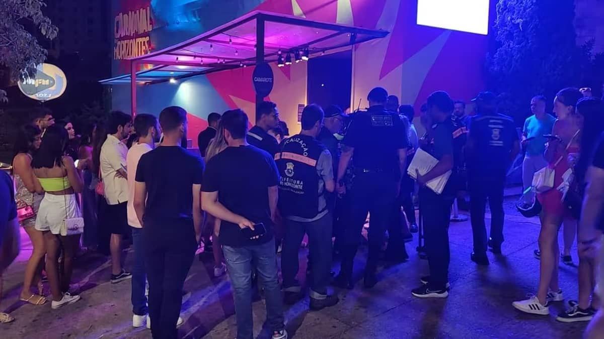 Clube Chalezinho é interditado durante festa de Carnaval e é multado em mais de R$5 mil