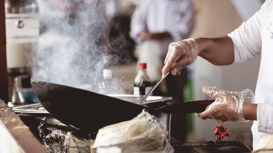 O cozinheiro tentou dar identidade falsa para os policiais