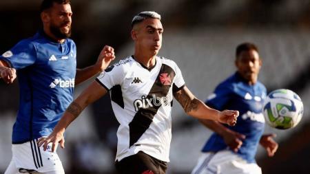 O Cruzeiro venceu o Vasco por 1 a 0, em São Januário, no primeiro turno do Brasileiro