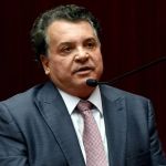 Deputado que preside o América quer proibir apostas em escanteios, faltas e cartões nos jogos de futebol em MG