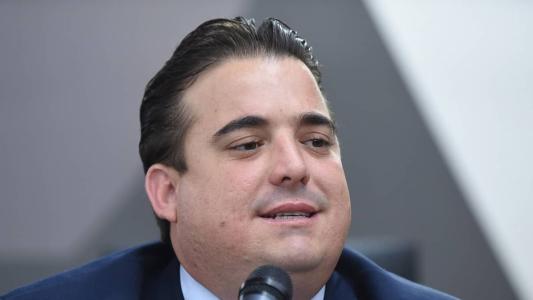 O deputado estadual Adriano Alvarenga (PP) foi o responsável por convocar a reunião