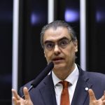 Deputado de Minas constrói substitutivo ao PL das Fake News e vai apresentá-lo aos colegas