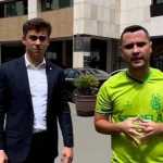 Nikolas publica vídeo junto com Cleitinho em frente a hotel de Lula: 'vamos fiscalizar'