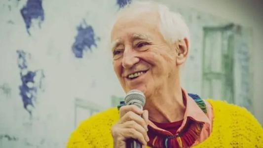 O dramaturgo Zé Celso Martinez, diretor do Teatro Oficina, em São Paulo, tem 86 anos