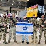 175 Israelenses embarcam de Guarulhos para 'lutar' na guerra