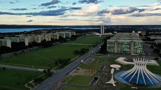 O encontro aconteceu na sede do Departamento Nacional de Infraestrutura de Transportes (Dnit), em Brasília