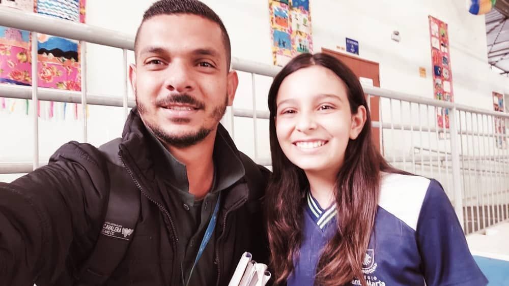 Mineira de 11 anos ajuda a desenvolver nova fórmula para calcular raiz quadrada: 'feliz que meu professor me escutou' 