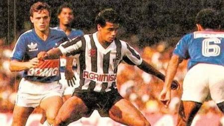 O ex-atacante Sérgio Araújo fez 360 jogos pelo Atlético e marcou 58 gols