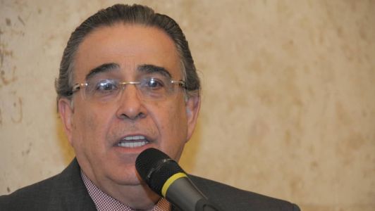 O ex-governador Alberto Pinto Coelho