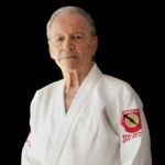 Lenda do jiu-jitsu brasileiro, Robson Gracie, morre aos 88 anos 