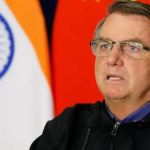 Bolsonaro tem alta de hospital em SP após bateria de exames
