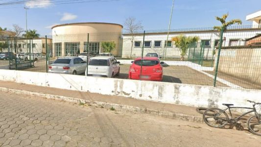 O feto estava enrolado em uma fralda quando foi encontrado