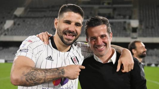 O Fulham de Mitrovic e Marco Silva recebe o Leeds neste sábado (20)