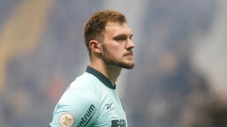 O goleiro Lucas Perri durante a partida entre Botafogo e Arlético, na Arena MRV