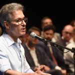 Zema prepara sanção de programa para coibir violência política contra mulheres em Minas