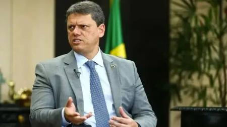 O governador de São Paulo, Tarcísio de Freitas
