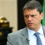 Tarcísio de Freitas passa por cirurgia e cancela participação em solenidade