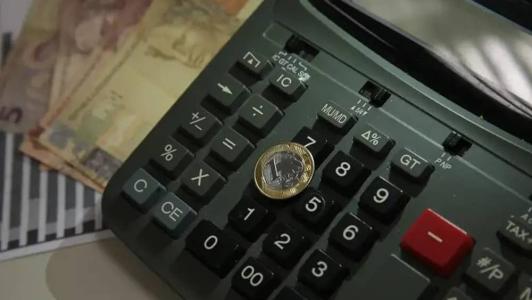O Governo Federal alertou que o mês de dezembro será o último para que a população possa renegociar dívidas com até 90% de desconto, por meio do Desenrola Brasil