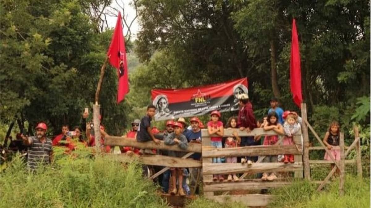 Invasores de terras destacam crianças como escudos em conflitos
