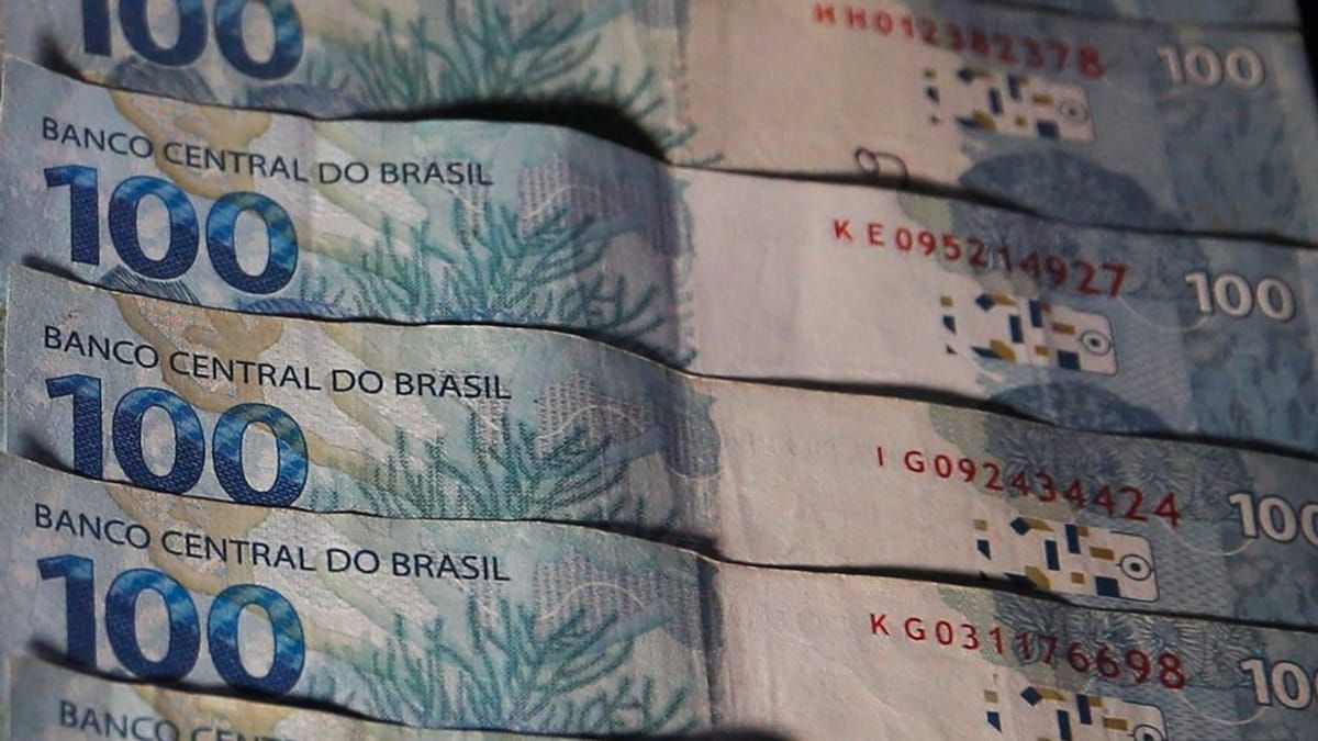Projeções de inflação , PIB e SELIC para o final de 2024 devem subir