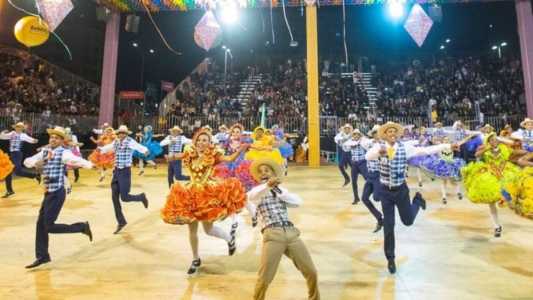 O grupo se apresenta neste domingo (9)