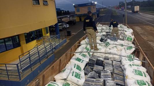 O homem alegou que a maconha era proveniente da Argentina