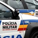 Homem deixa esposa desacordada após agressão e incendeia corpo dela, em Minas Gerais