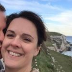 Homem é preso por envenenar a esposa para fugir com amante