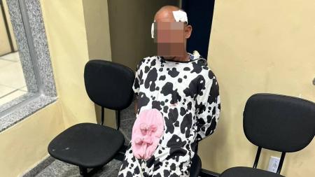 O homem foi agredidos por populares e precisou de atendimento