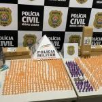 Polícia apreende mais de 700 pinos de cocaína, maconha e haxixe em Minas
