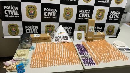 O homem foi alvo de mandados de busca e apreensão e de prisão