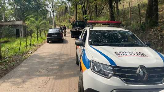 O homem foi atingido com diversos tiros e não resistiu