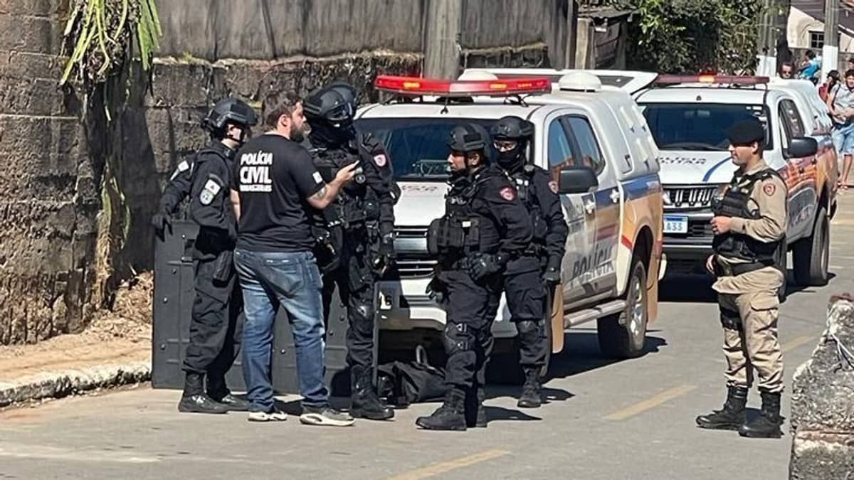 Condenado a 27 anos por estupro resiste à prisão, ataca policiais com coquetel molotov e acaba morto em Minas