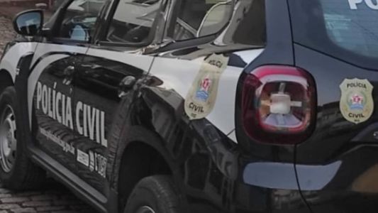 O homem foi encaminhado para a prisão e segue à disposição da Justiça