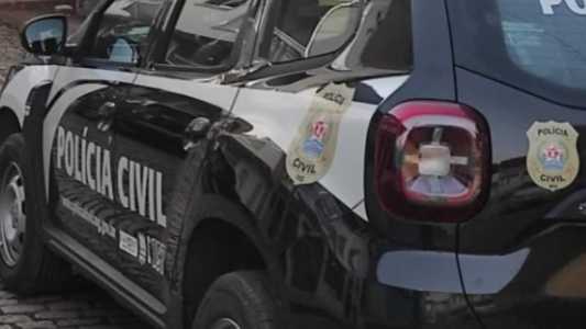 O homem foi encaminhado para a prisão e segue à disposição da Justiça