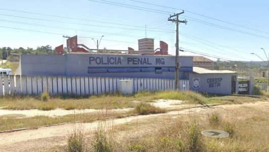 O homem foi encontrado sem vida dentro da cela